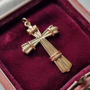 Vintage 9ct Welsh Gold Cross Pendant