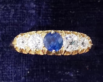 Viktorianischer 18 Karat Gold Saphir & Diamant 0,70 Karat Fünf-Stein-Ring