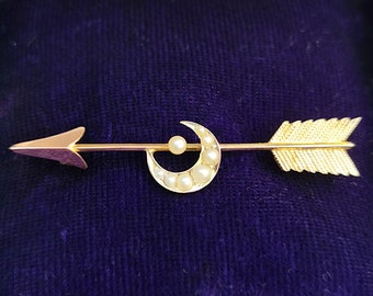 Antique 15ct Gold Crescent & Arrow Bar Brooch