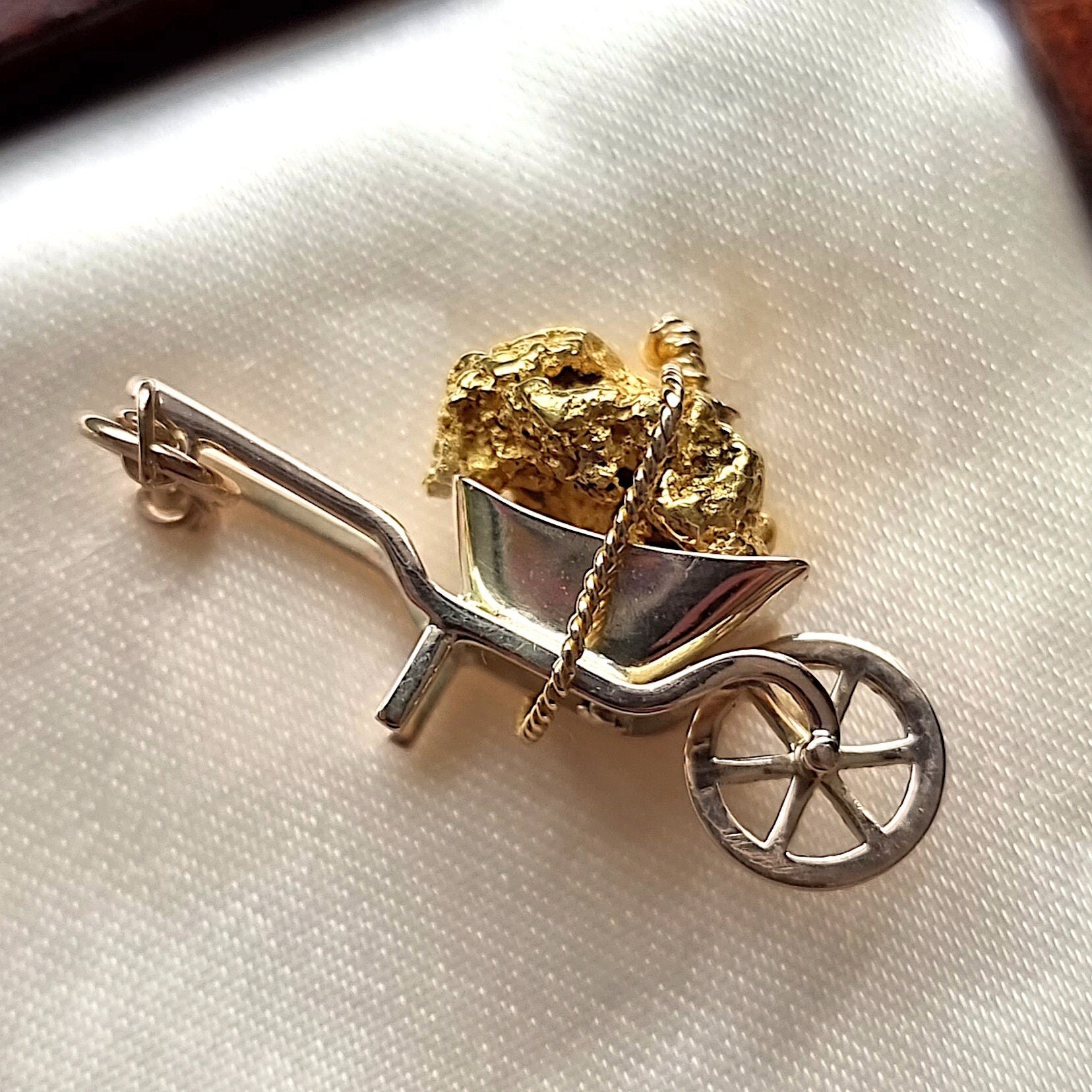 Gold wheelbarrow deals