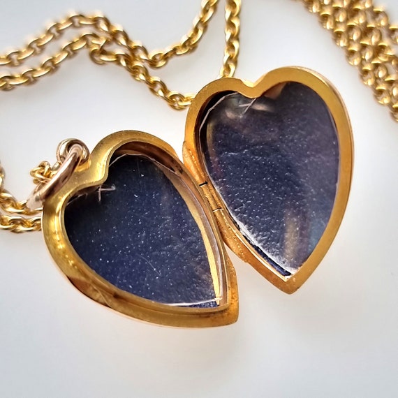 Antique 15ct Gold Pearl Heart Locket with Chain - image 5