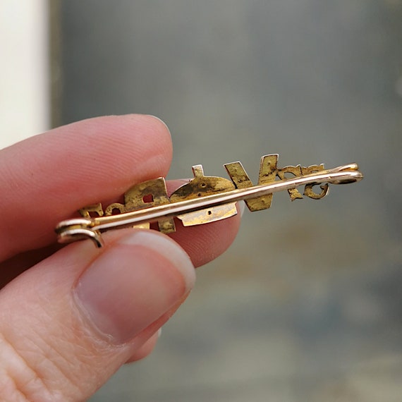 Victorian 9ct Gold Diamond Jubilee Bar Brooch - image 6