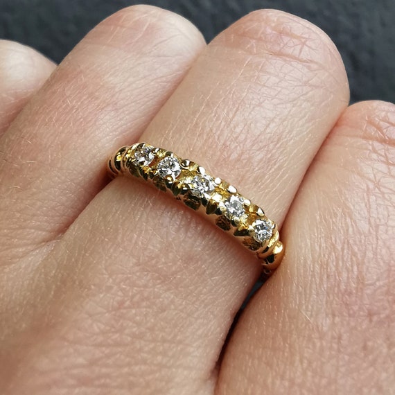 Vintage 18ct Gold Five Stone Diamond Ring - image 1