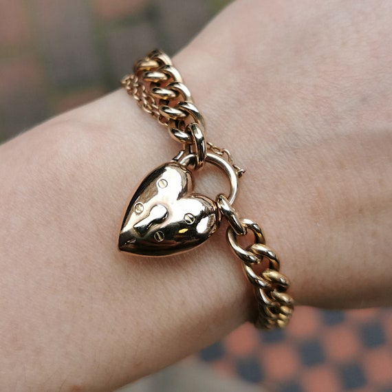 Antique/Vintage 15ct Gold Charm Bracelet with Puff