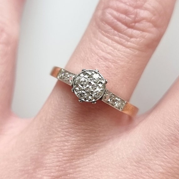 Platinum diamond cluster ring sale