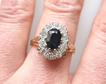 Vintage 9ct Gold Sapphire and Diamond 0.30ct Cluster Ring