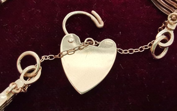 Vintage 9ct Gold Bracelet with Heart Padlock - image 7