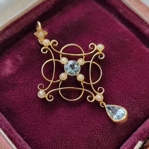 Antique 9ct Gold Aquamarine and Pearl Pendant