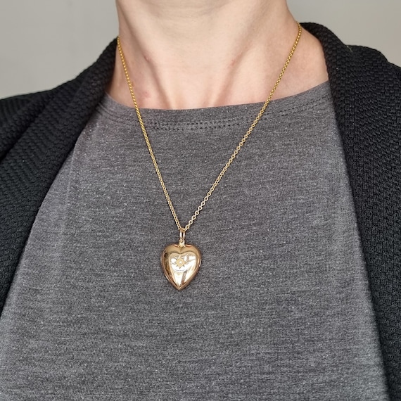 Antique 15ct Gold Pearl Heart Locket with Chain - image 8