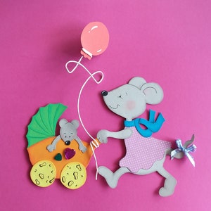 Fensterbild Tonkarton Mama Maus mit Kinderwagen