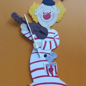 Fensterbild Tonkarton Clown mit Geige