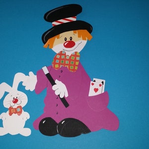 Image de fenêtre clown magicien en carton d'argile