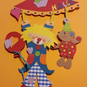 Tableau de fenêtre en carton clown suspendu