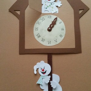 Imagen de la ventana muraltocardboard reloj fantasma