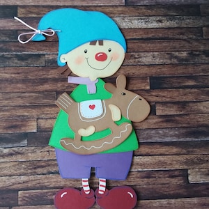 Fensterbild Tonkarton Weihnachten Wichtel Junge