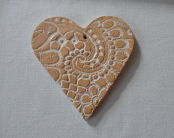 Ceramic heart, single piece, 9 x 9 cm