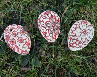 Ceramic eggs, set of 3, red, turquoise, yellow, blue or green