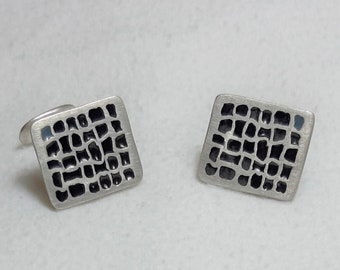 Cufflinks with enamel