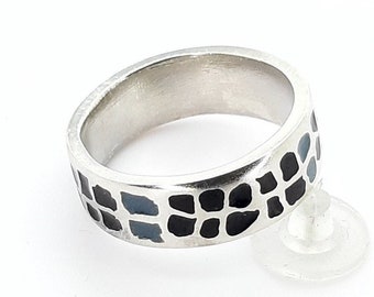 Ring silver with enamel