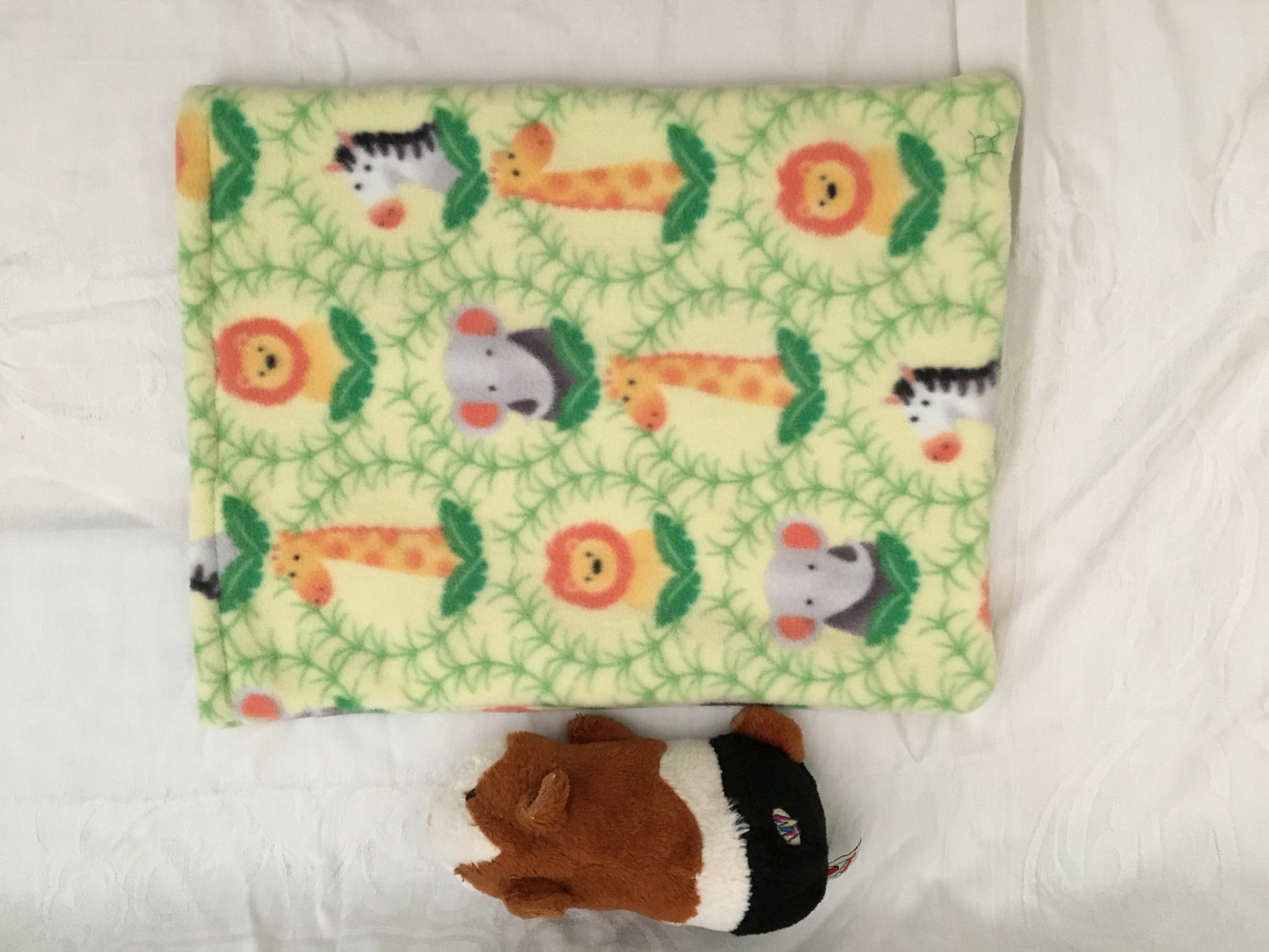 Guinea pig sleeping bag 2025