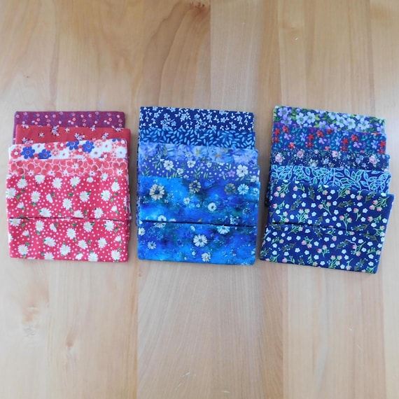 Floral Fabric Pocket Tissue Holder: Travel Tissue Cozy