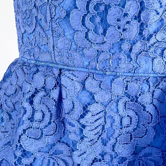 1950's Periwinkle Lace Wiggle Dress - image 5