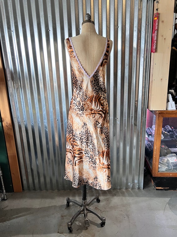 1990’s to 2000’s Animal Print Dress or Nightgown - image 4