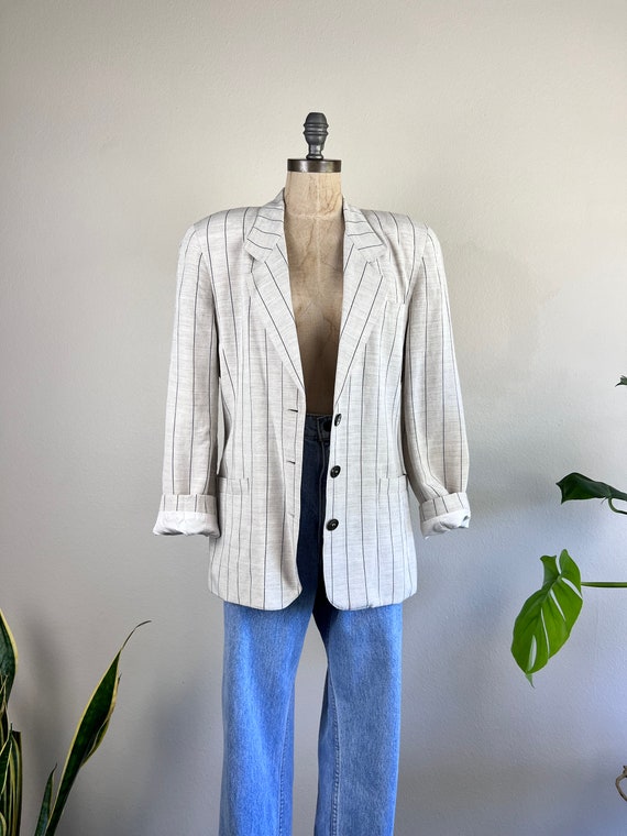 Liz claiborne top white blazer