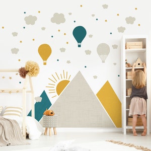 Adesivo da parete Montagne e palloncini Ocra naturale Giallo Beige Verde scuro Minimalismo Ragazzo Baby Room Decor Murale Nursery Baby Vinyl