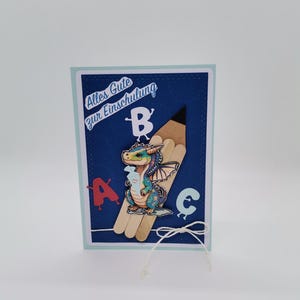 Schulkind 2025,Drache mit Buntstift,Dragon,1.Klasse,Personalisiert,Glückwünsche zur Einschulung ,ABC,Alles Gute zum 1. Schultag