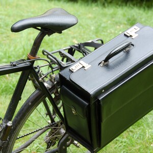 Fahrrad-Agentenkoffer Oma Ria Bild 3