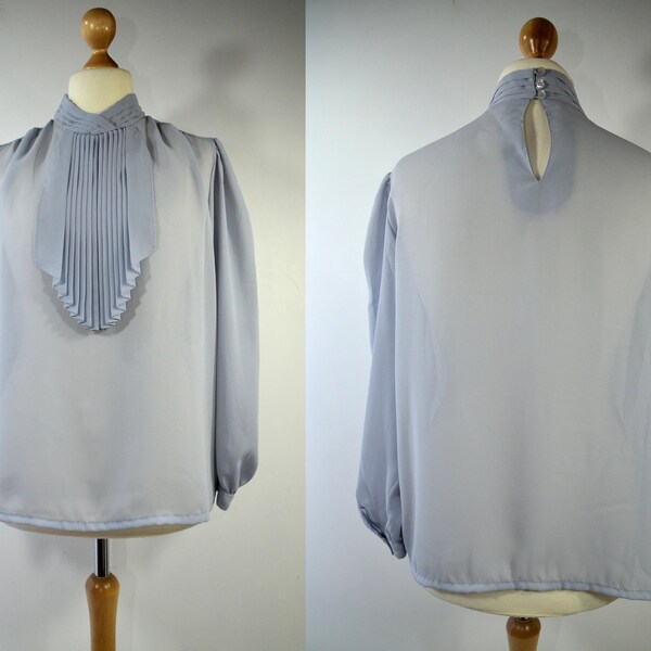 Blue grey georgettetebluse with pleated jabot