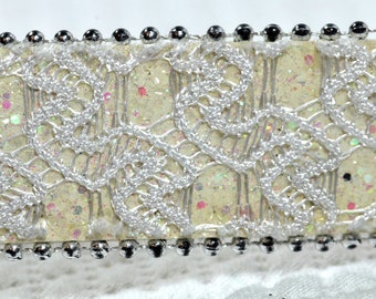 Belt with sequins & lace, artificial leather white