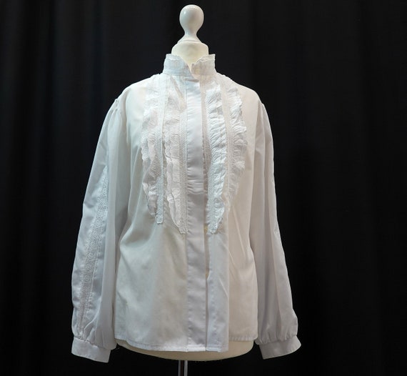 Vintage Trachten Blouse White With Embroidery Braid Stand-up 