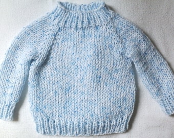 NOUVEAUTÉ : Taille pull doudou bébé. 62-68 motif dégradé de couleur bleu clair-blanc unique 4 saisons fait à la main à Berlin