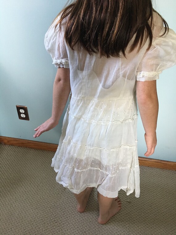 Child's White Dress, Vintage - image 4