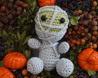 Mummygurumi | Crochet pattern mummy | Crochet Amigurumi | Crochet doll | PDF instructions | Language: German