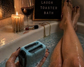 The Last Bath Toaster Crystal Bath Bomb