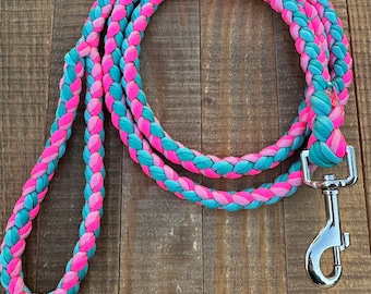 Island Girl Paracord dog leash, 5 ft dog leash