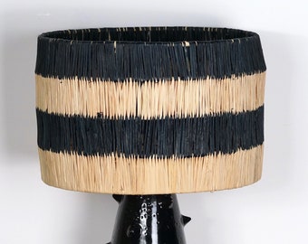 Lampshade in natural and black raffia