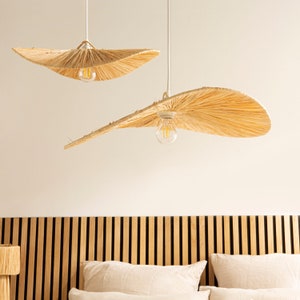 Large raffia pendant light - Flat