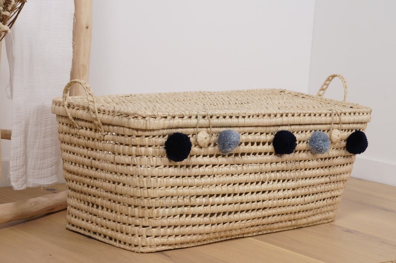 PERSONALIZED Wicker storage chest, toy trunk, wicker toy chest, rattan toy basket Pompons