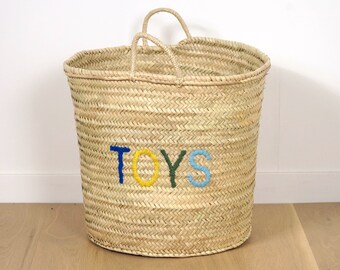 Palm leaf basket - TOYS