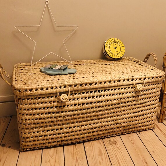 wicker toy chest with lid