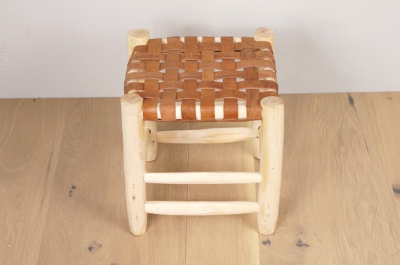 木と革のモロッコ風スツール - Etsy 日本