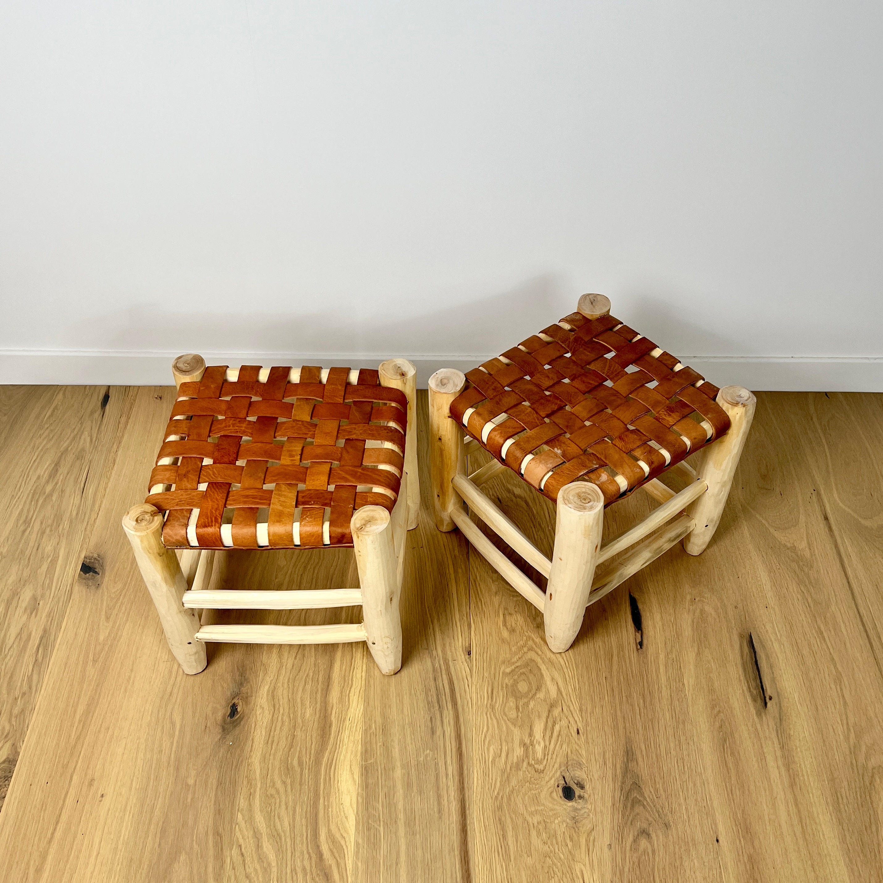 Tabouret Beldi Marocain en Bois et Cuir