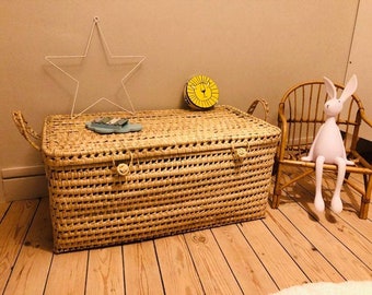 Woven wicker toy box - Rattan palm storage trunk and storage basket