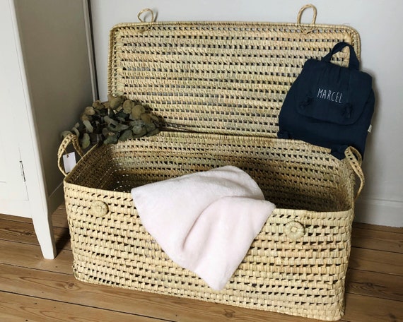 wicker toy chest with lid