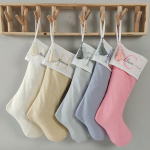 Stivali di Babbo Natale personalizzati con nappa / lino grigio bianco rosa / nappa natalizia della calza di Babbo Natale