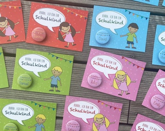 Karte zur Einschulung mit personalisiertem Button / Schulkind / für die Schultüte